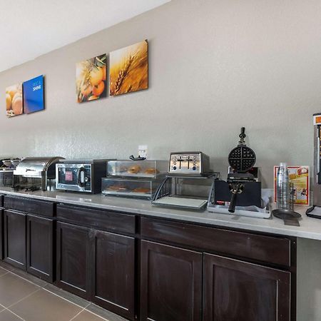 Comfort Suites Omaha East-Каунсъл Блъфс Екстериор снимка