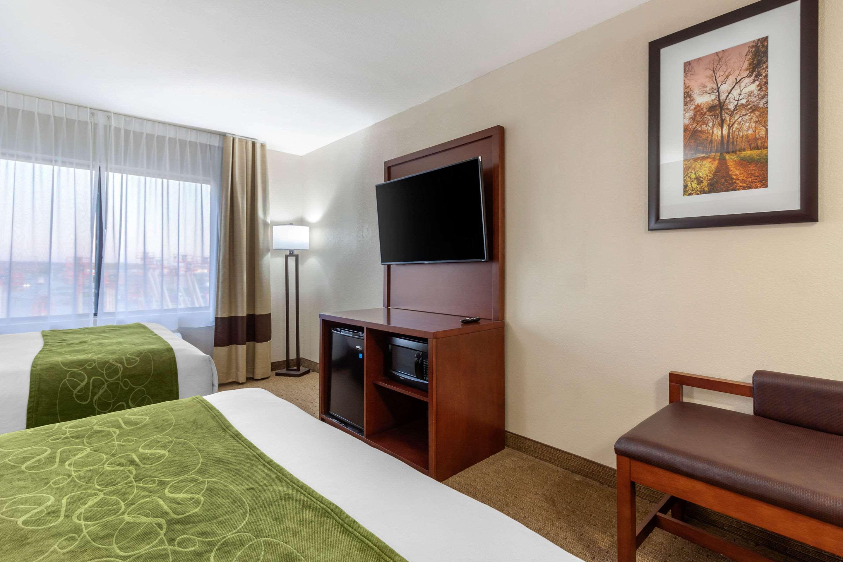 Comfort Suites Omaha East-Каунсъл Блъфс Екстериор снимка