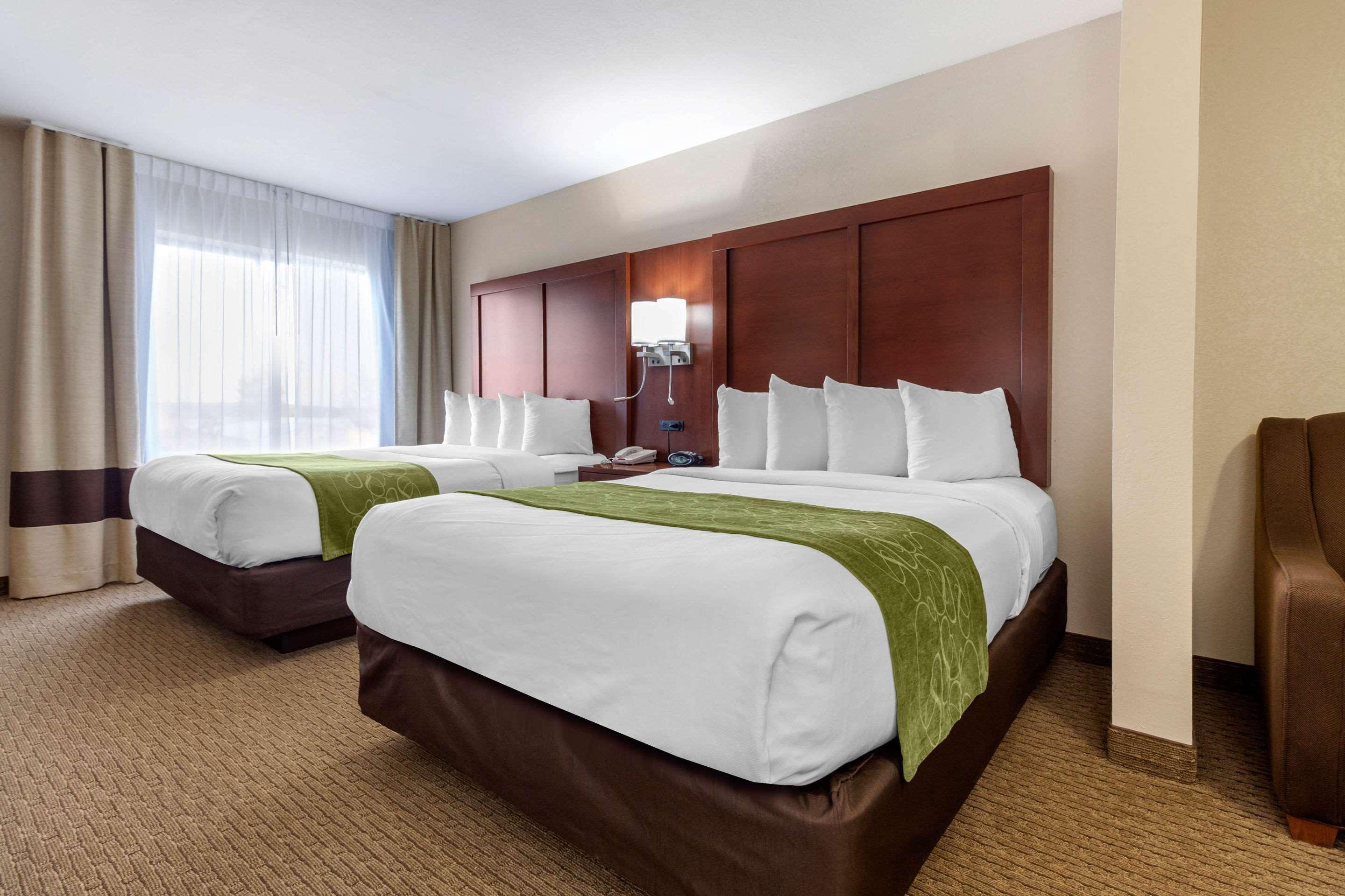 Comfort Suites Omaha East-Каунсъл Блъфс Екстериор снимка