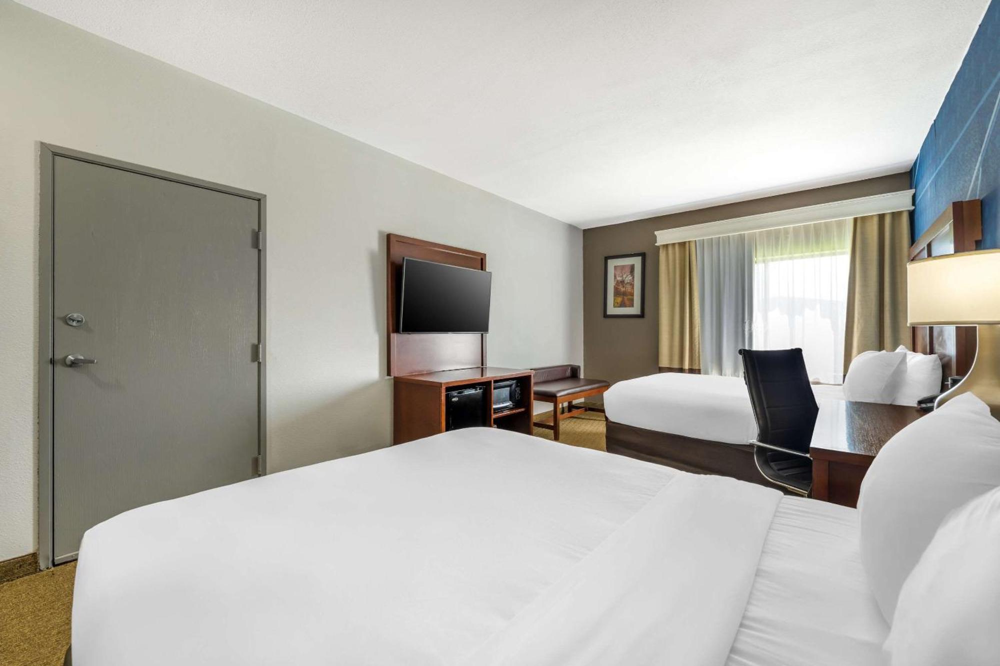 Comfort Suites Omaha East-Каунсъл Блъфс Екстериор снимка