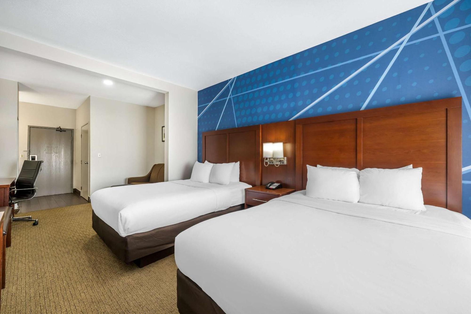 Comfort Suites Omaha East-Каунсъл Блъфс Екстериор снимка