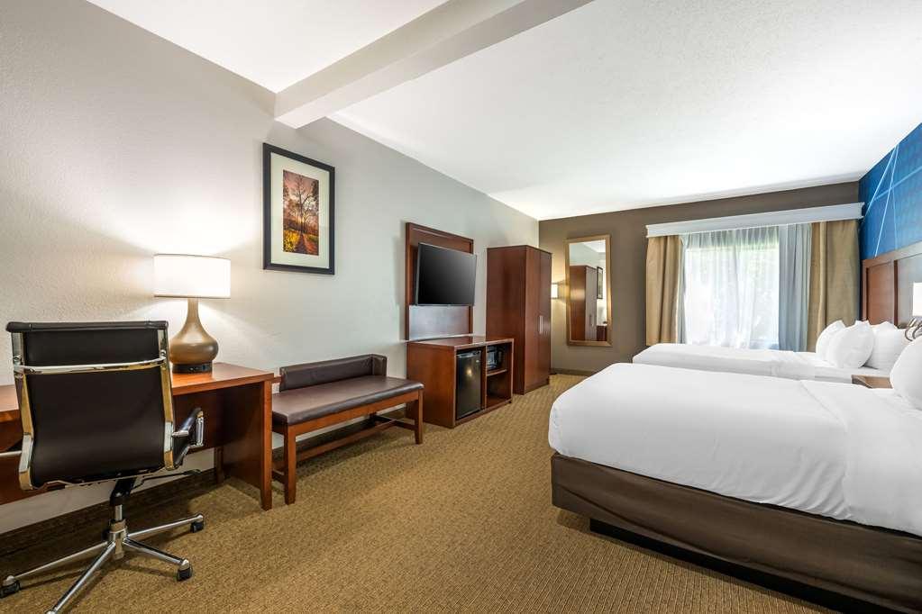 Comfort Suites Omaha East-Каунсъл Блъфс Стая снимка